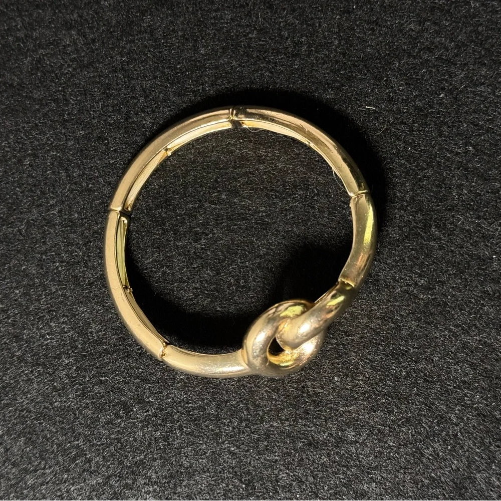 Elegant Gold-Tone Bamboo-Inspired Bracelet